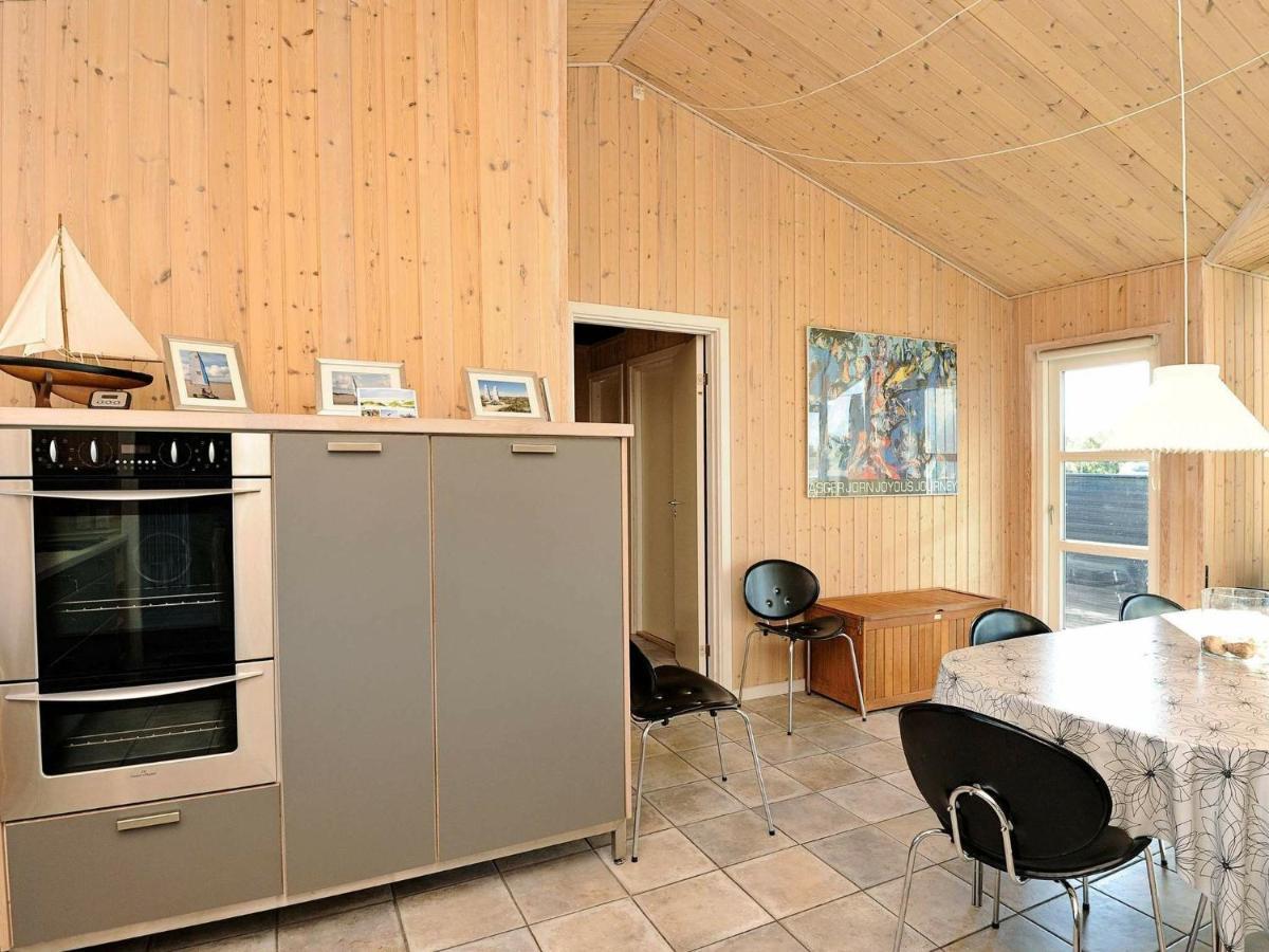 8 Person Holiday Home In Fan Fano Exterior photo